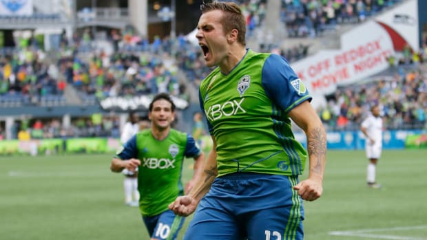 jordan-morris-seattle-sounders-pressure.jpg